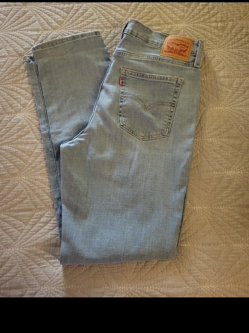 Levi's Light Blue 724 High Rise Straight Jeans